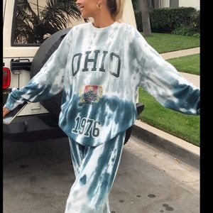 Garage tyedye pullover